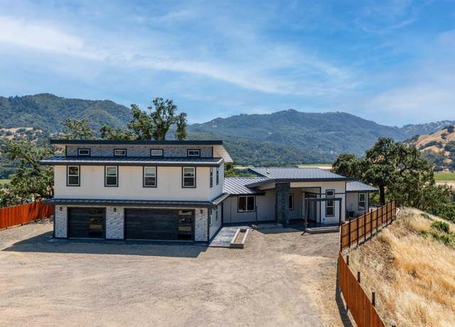 Property at 868 Sanel Dr, Ukiah, CA 95482, 6 beds, 4 baths