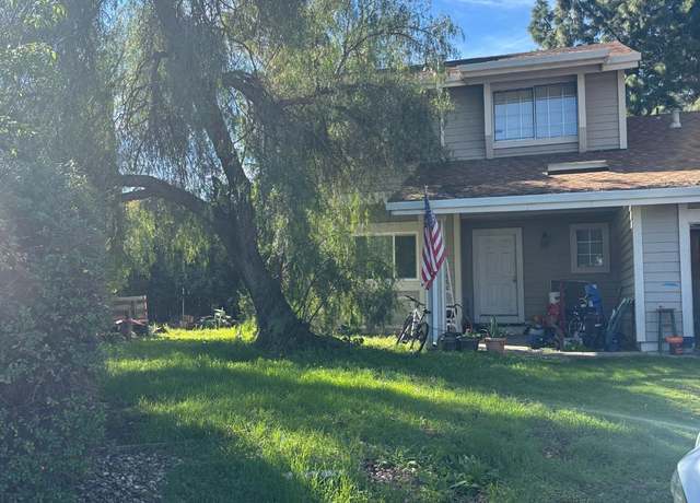 Property at 125 Limerick Pl, Vacaville, CA 95688, 3 beds, 2.5 baths
