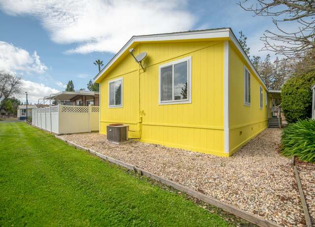 Property at 232 Walnut Cir, Rohnert Park, CA 94928, 2 beds, 2 baths