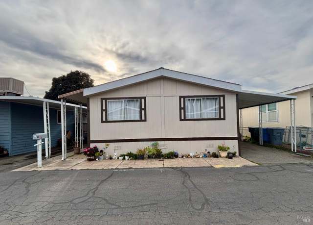 Property at 118 Calle Chapultepec, Vacaville, CA 95687, 3 beds, 2 baths