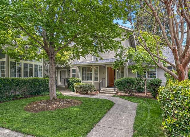 Property at 89 Valley Club Cir, Napa, CA 94558, 2 beds, 2.5 baths