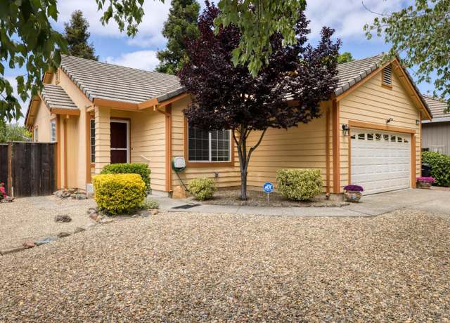 Property at 355 Sugar Maple Ln, Windsor, CA 95492, 3 beds, 2 baths