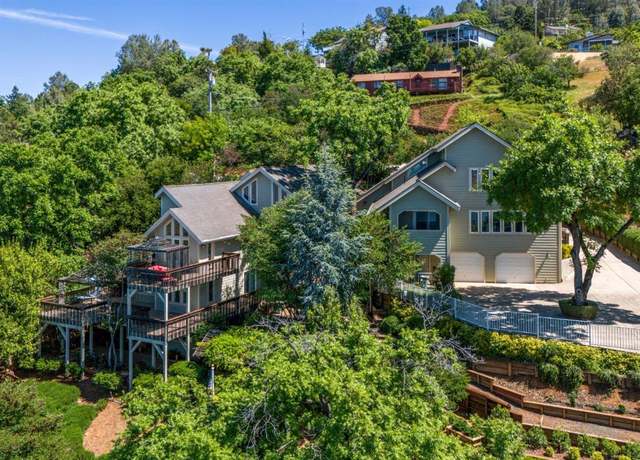 Property at 2937 Marina View Dr, Kelseyville, CA 95451, 4 beds, 5 baths