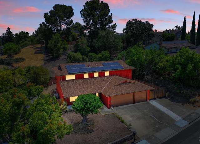 Property at 4009 Rimrock Dr, Antioch, CA 94509, 4 beds, 2.5 baths