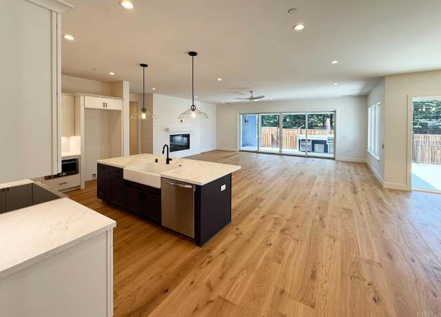 Property at 1902 Carlile Pl, Santa Rosa, CA 95403, 3 beds, 3.5 baths