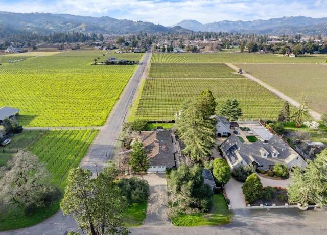 Property at 22 S Crane Ave, St. Helena, CA 94574, 4 beds, 3.5 baths