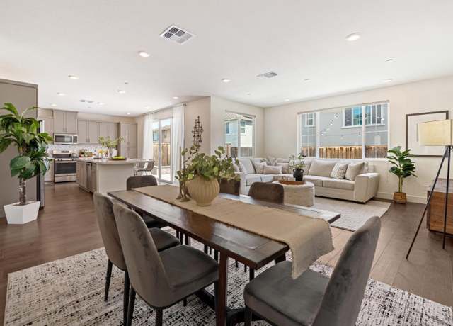 Property at 2428 Periwinkle Pl, Fairfield, CA 94533, 4 beds, 3 baths