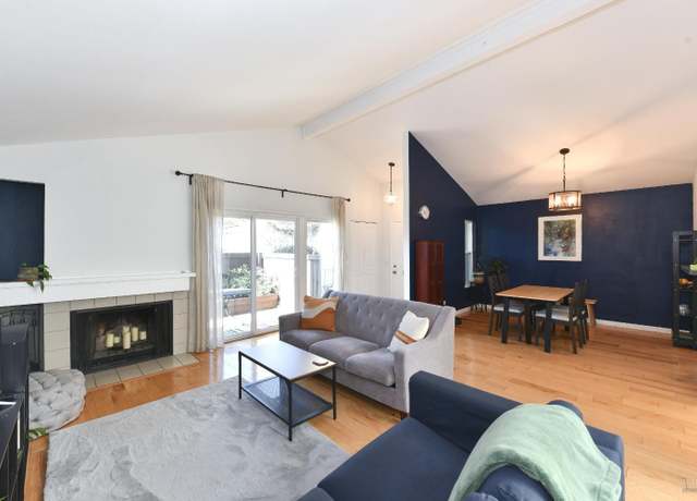 Property at 2312 Clay St, Napa, CA 94559, 2 beds, 2 baths