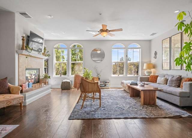 Property at 476 Emily Rose Cir, Windsor, CA 95492, 3 beds, 2.5 baths