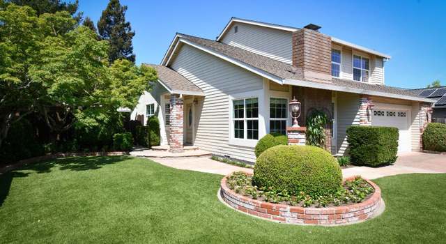 Photo of 2555 Edgewater Dr, Napa, CA 94558