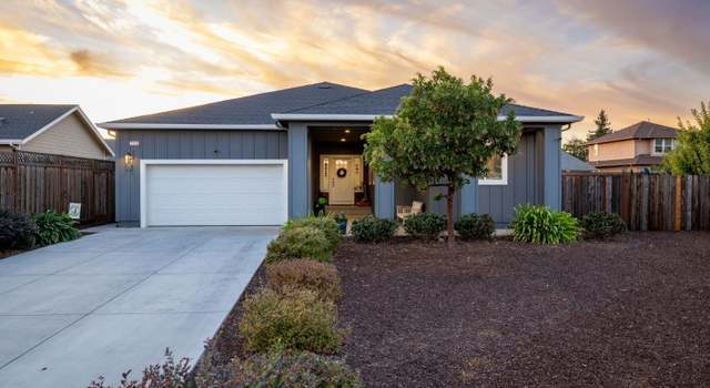 Photo of 1335 Ridgecrest Ct, Santa Rosa, CA 95403