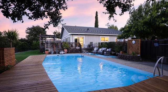 Photo of 97 Church Ln W, Cloverdale, CA 95425