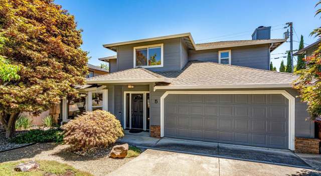Photo of 5 Capitola Ct, Napa, CA 94559