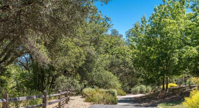 Photo of 429 Sonoma Dr, Cloverdale, CA 95425