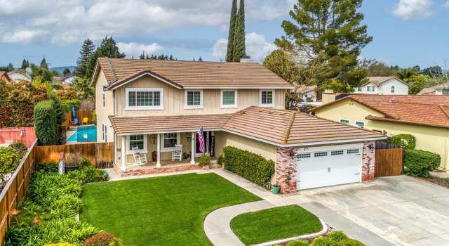 Photo of 107 Gatehouse Ct, Vacaville, CA 95687