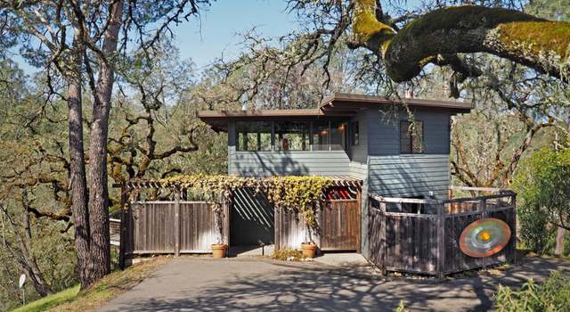 Photo of 316 Deer Path Dr, Geyserville, CA 95441