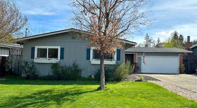 Photo of 75 Fairview Ct, Ukiah, CA 95482