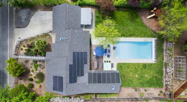 Photo of 225 Piezzi Rd, Santa Rosa, CA 95401