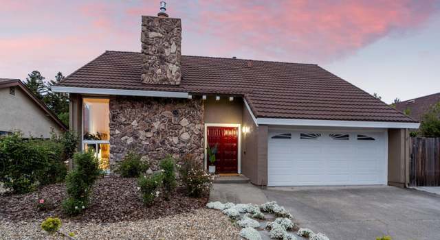 Photo of 409 Casa Verde Cir, Petaluma, CA 94954