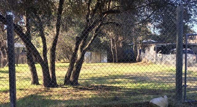 Photo of 3241 6th St, Clearlake, CA 95422