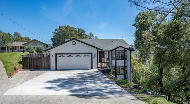 Photo of 67 Zinnia Ln, Napa, CA 94558