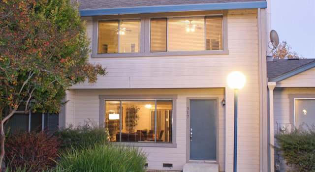 Photo of 317 Wall Pl, Santa Rosa, CA 95401