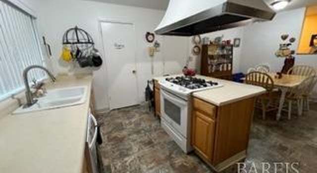 Photo of 1551 W 3rd St, Santa Rosa, CA 95401