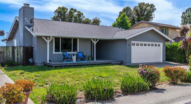 Photo of 733 Whispering Bay Ln, Suisun City, CA 94585