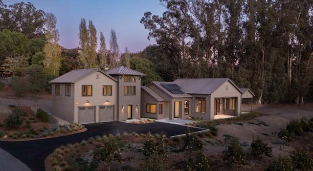 Photo of 2041 Live Oak Farm Ln, Petaluma, CA 94952