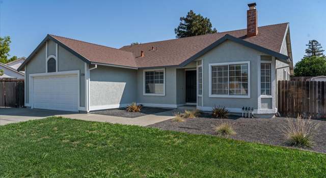 Photo of 729 Madonna Dr, Suisun City, CA 94585