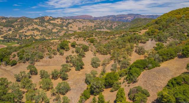 Photo of 17475 Eagle Rock Rd, Hopland, CA 95449