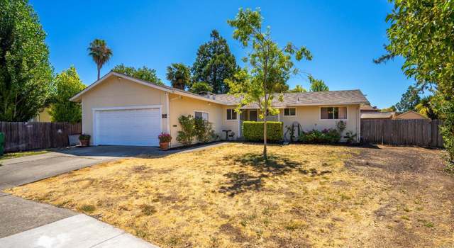 Photo of 425 Santa Barbara Ct, Rohnert Park, CA 94928