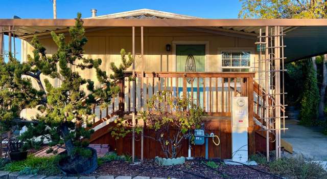 Photo of 32 Cardinal Way, Santa Rosa, CA 95409