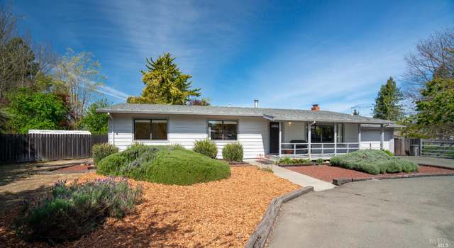 Photo of 2099 Curtis Dr, Penngrove, CA 94951