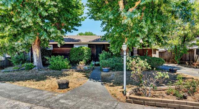 Photo of 206 Champlain Ave, Cloverdale, CA 95425