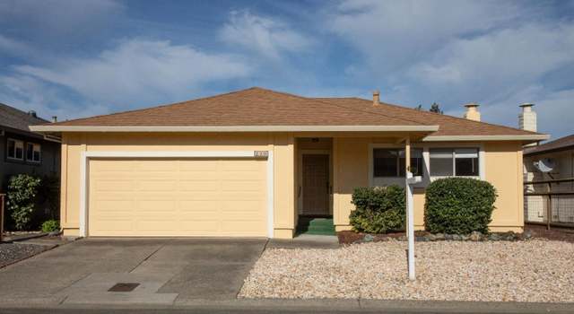 Photo of 225 Mountain View Dr, Healdsburg, CA 95448