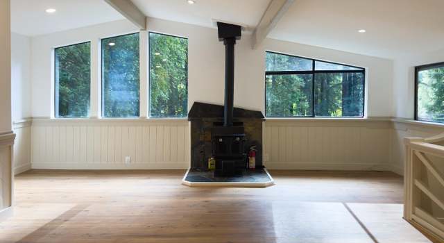 Property at 17420 Guernewood Ln, Guerneville, CA 95446, 4 beds, 3 baths