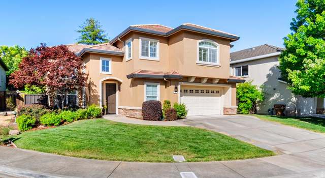 Photo of 8 Ravenwood Ct, Napa, CA 94558