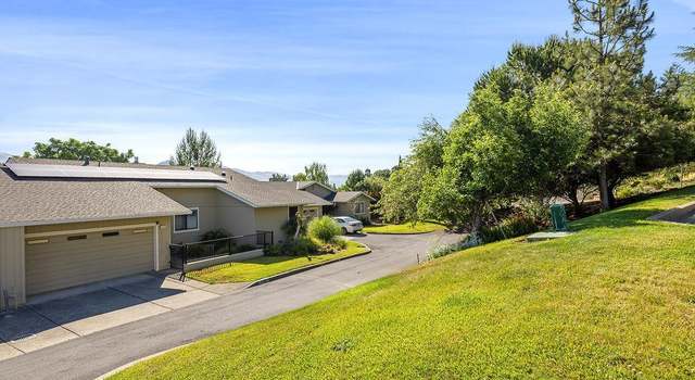 Photo of 7193 Overlook Dr, Santa Rosa, CA 95409