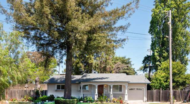 Photo of 556 Baron Dr, Rohnert Park, CA 94928