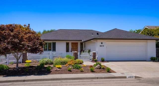 Photo of 8819 Hood Mountain Cir, Santa Rosa, CA 95409