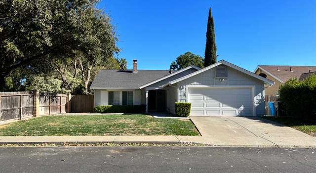 Photo of 842 Arbor Oaks Dr, Vacaville, CA 95687