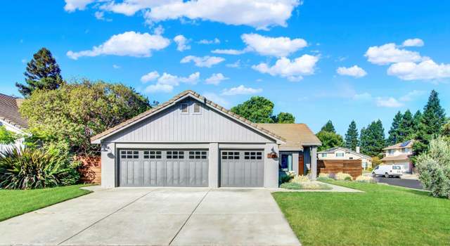 Photo of 748 Notre Dame Dr, Vacaville, CA 95687