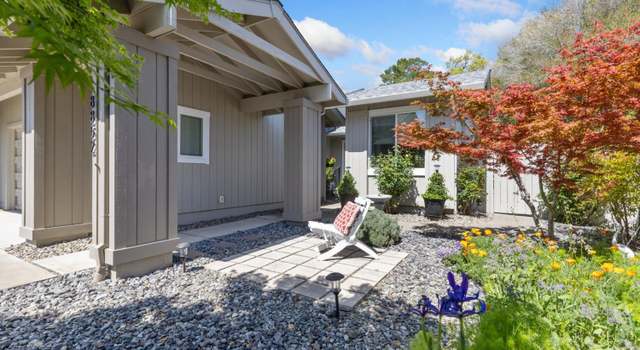 Photo of 8852 Hood Mountain Cir, Santa Rosa, CA 95409