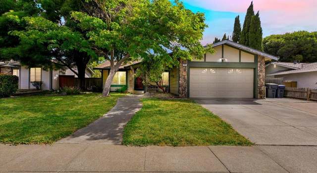 Photo of 588 Silver Lake Dr, Fairfield, CA 94534