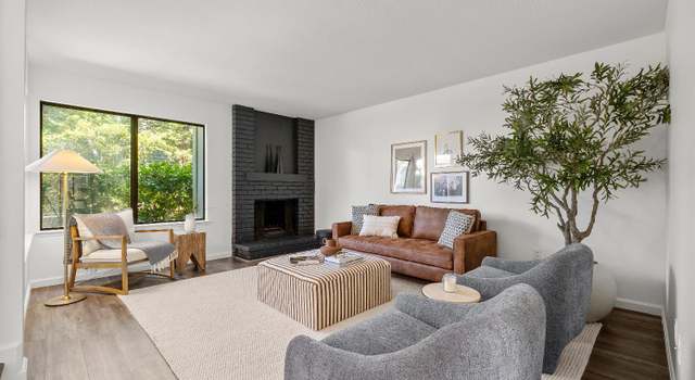Photo of 403 Scotia Ln, Novato, CA 94947