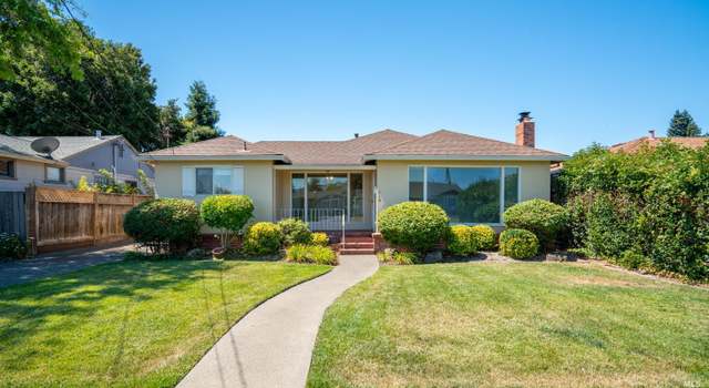 Photo of 114 Edith St, Petaluma, CA 94952
