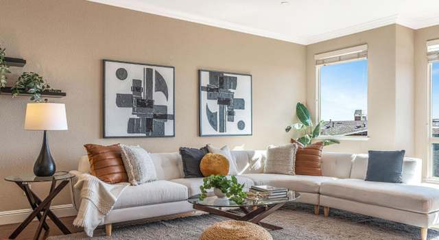 Photo of 6486 Bayview Dr, Oakland, CA 94605