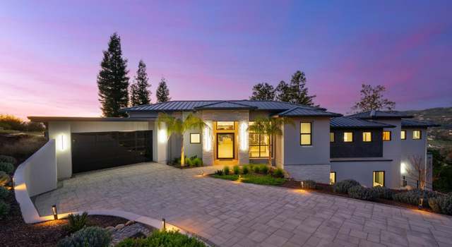 Photo of 3917 Skyfarm Dr, Santa Rosa, CA 95403