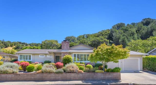 Photo of 5 Crescent Cir, Fairfax, CA 94930
